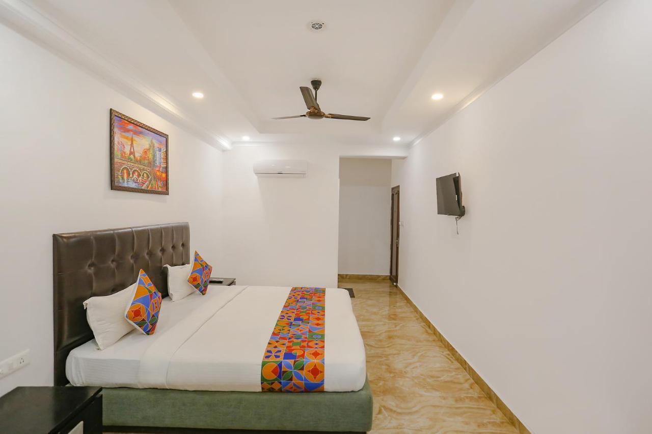 Fabexpress Taj Residency Near Yashobhoomi Convention Centre Hotell Delhi  Exteriör bild