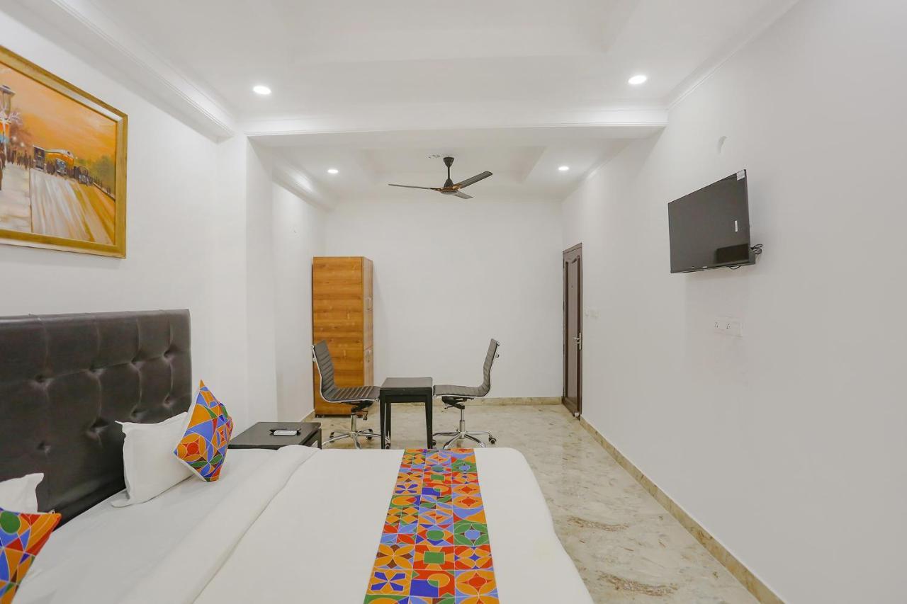 Fabexpress Taj Residency Near Yashobhoomi Convention Centre Hotell Delhi  Exteriör bild