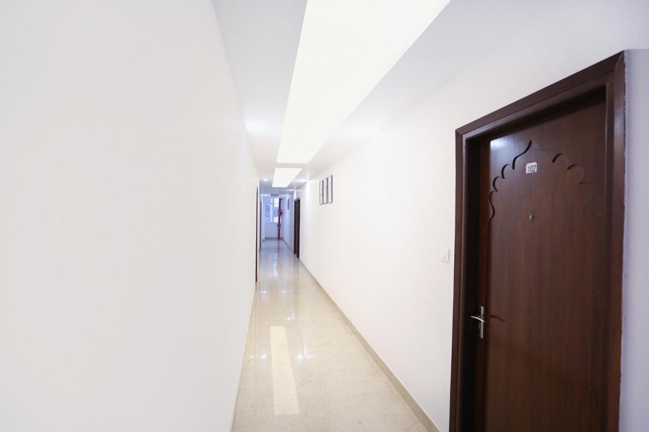 Fabexpress Taj Residency Near Yashobhoomi Convention Centre Hotell Delhi  Exteriör bild